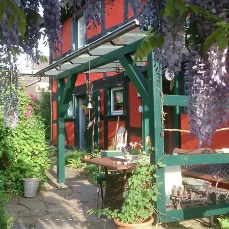 Rotes Fachwerkhaus Windeck