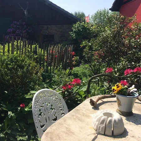 Rotes Fachwerkhaus *