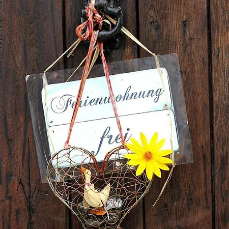 Rotes Fachwerkhaus *